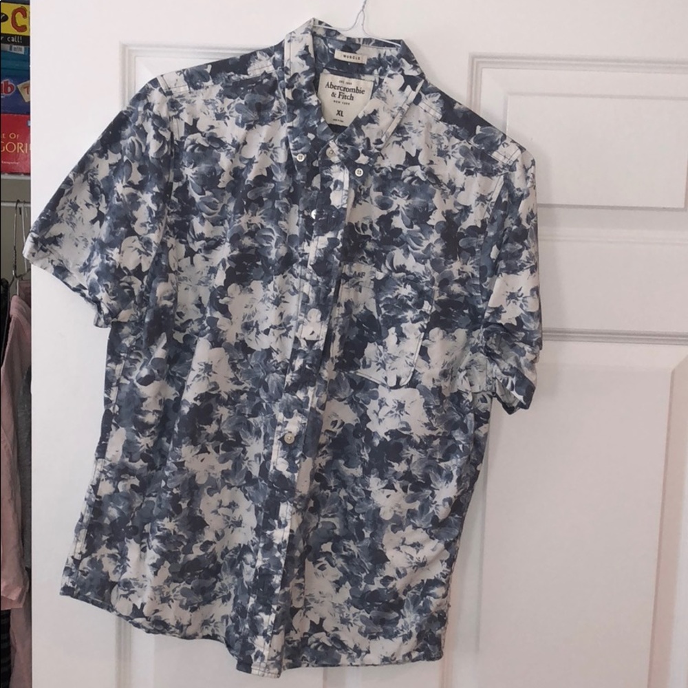 Blue Floral button down